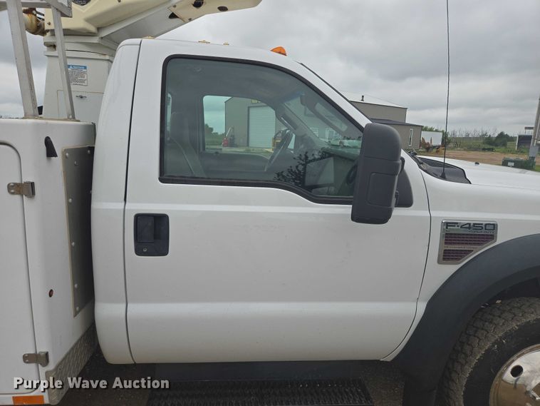 image for item DY0974 2008 Ford F450 Super Duty bucket truck