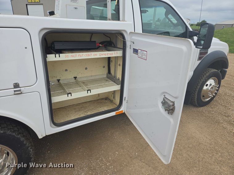 image for item DY0974 2008 Ford F450 Super Duty bucket truck