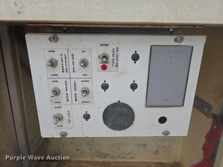 image for item DY0974 2008 Ford F450 Super Duty bucket truck