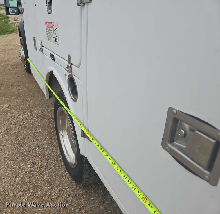 image for item DY0974 2008 Ford F450 Super Duty bucket truck