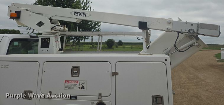 image for item DY0974 2008 Ford F450 Super Duty bucket truck