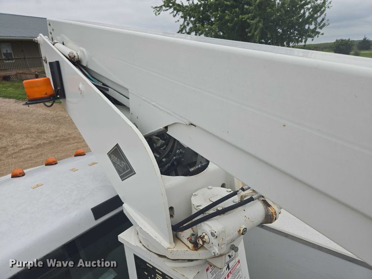 image for item DY0974 2008 Ford F450 Super Duty bucket truck