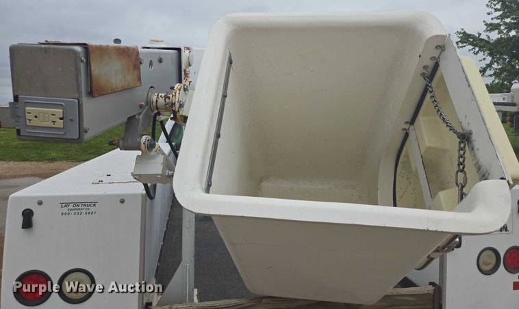 image for item DY0974 2008 Ford F450 Super Duty bucket truck