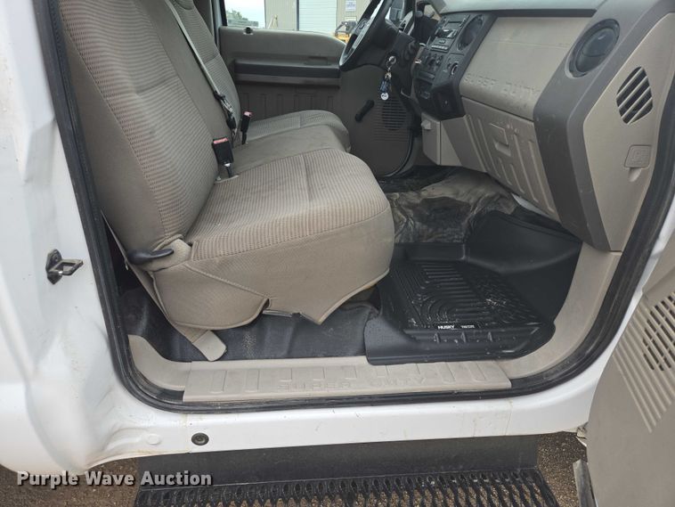 image for item DY0974 2008 Ford F450 Super Duty bucket truck