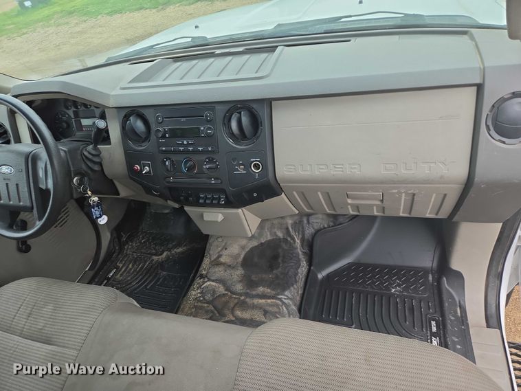 image for item DY0974 2008 Ford F450 Super Duty bucket truck