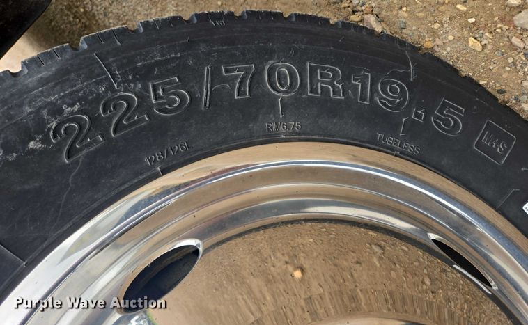 image for item DY0974 2008 Ford F450 Super Duty bucket truck