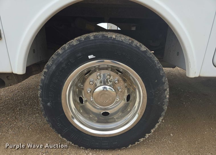 image for item DY0974 2008 Ford F450 Super Duty bucket truck