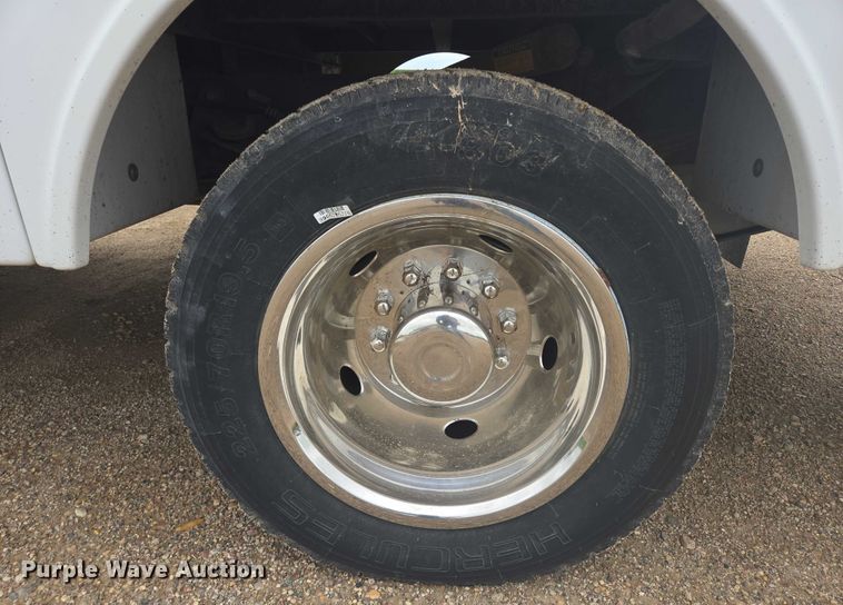 image for item DY0974 2008 Ford F450 Super Duty bucket truck