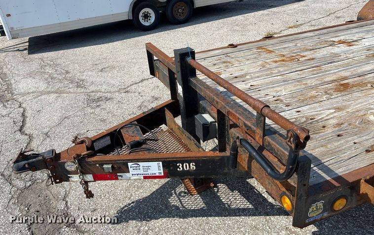 image for item DZ4110 2016 Load Trail equipment trailer