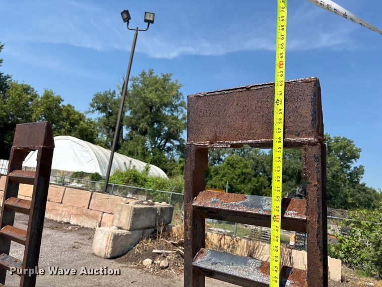 image for item DZ4110 2016 Load Trail equipment trailer