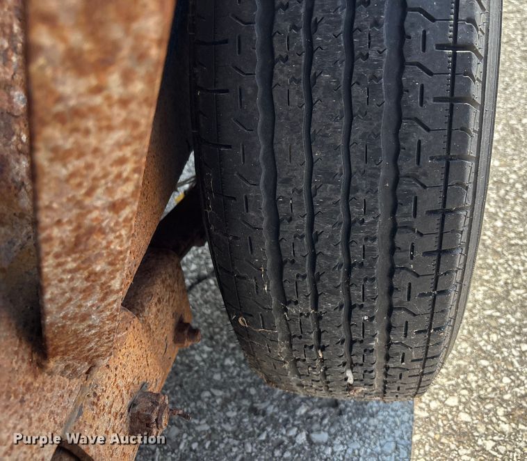 image for item DZ4110 2016 Load Trail equipment trailer