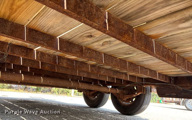 image for item DZ4110 2016 Load Trail equipment trailer