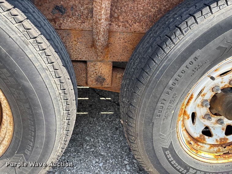 image for item DZ4110 2016 Load Trail equipment trailer