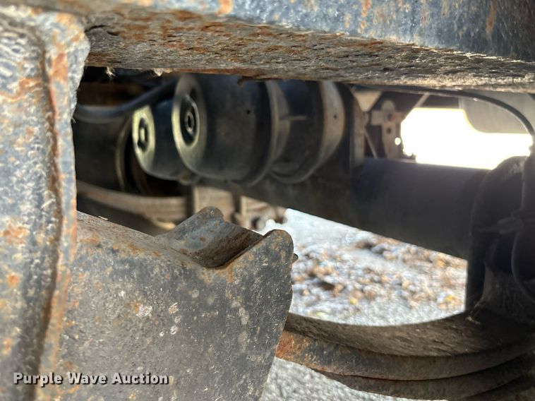 image for item DZ4112 2004 Overbilt equipment trailer