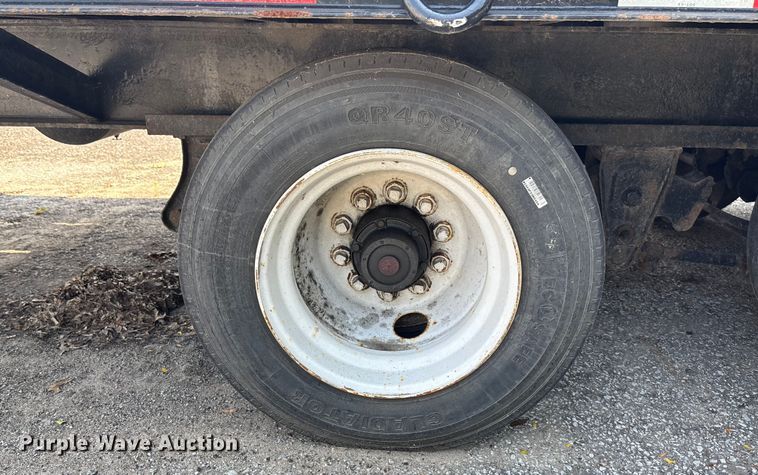 image for item DZ4112 2004 Overbilt equipment trailer