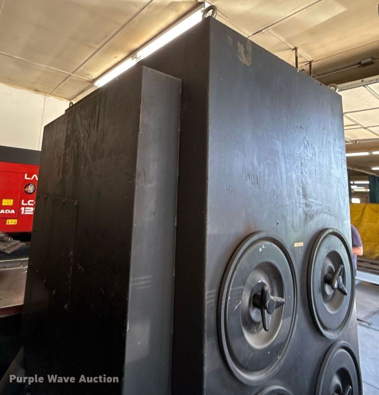 image for item DZ4215 Amada Fanuc AF2000E  CNC cutting system