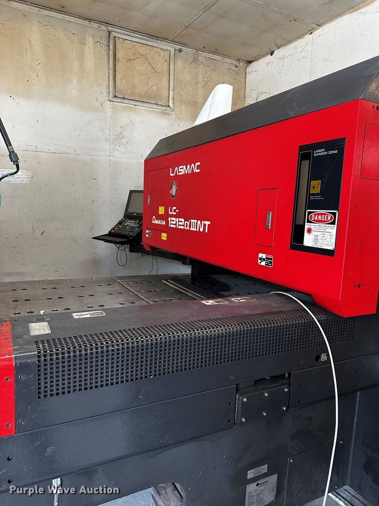 image for item DZ4215 Amada Fanuc AF2000E  CNC cutting system