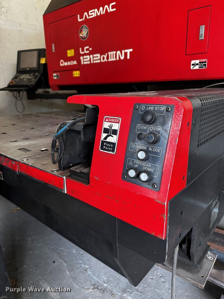 image for item DZ4215 Amada Fanuc AF2000E  CNC cutting system