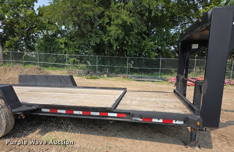 image for item DZ6095 2016 Towmaster tilt deck equipment trailer