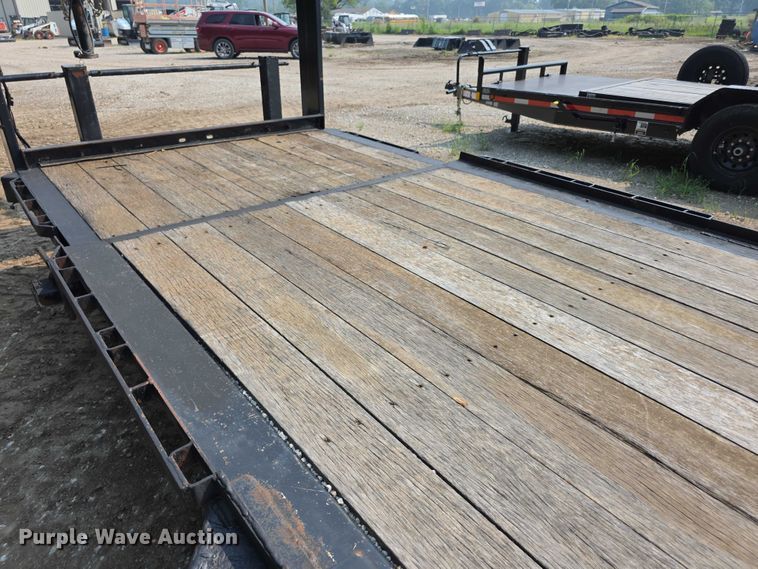 image for item DZ6095 2016 Towmaster tilt deck equipment trailer