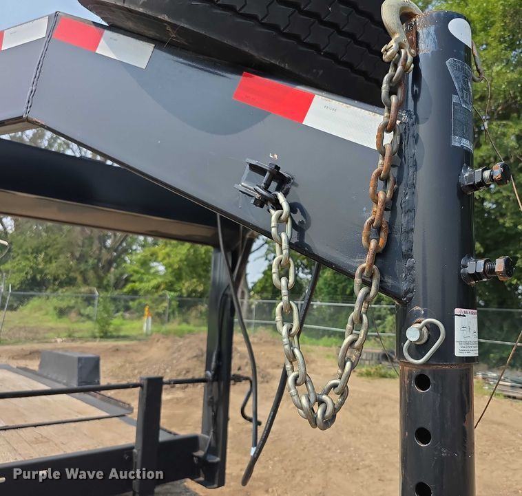 image for item DZ6095 2016 Towmaster tilt deck equipment trailer