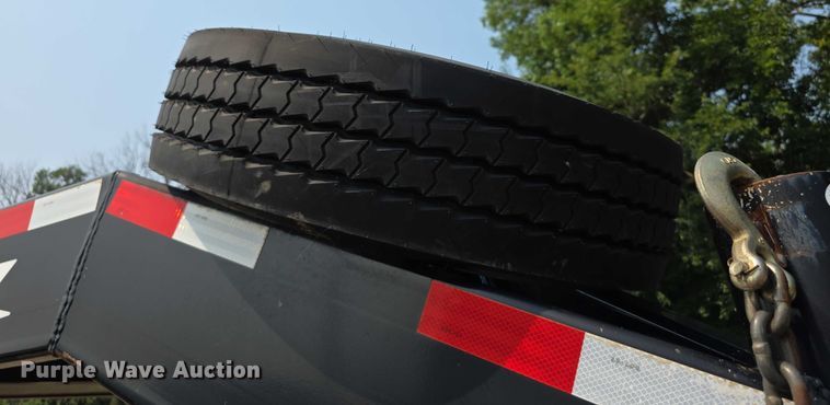 image for item DZ6095 2016 Towmaster tilt deck equipment trailer