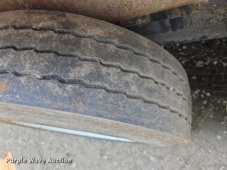 image for item DZ6095 2016 Towmaster tilt deck equipment trailer