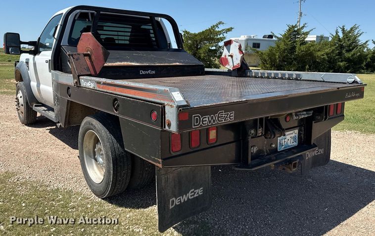 image for item DZ8720 2008 Ford F550 bale bed truck