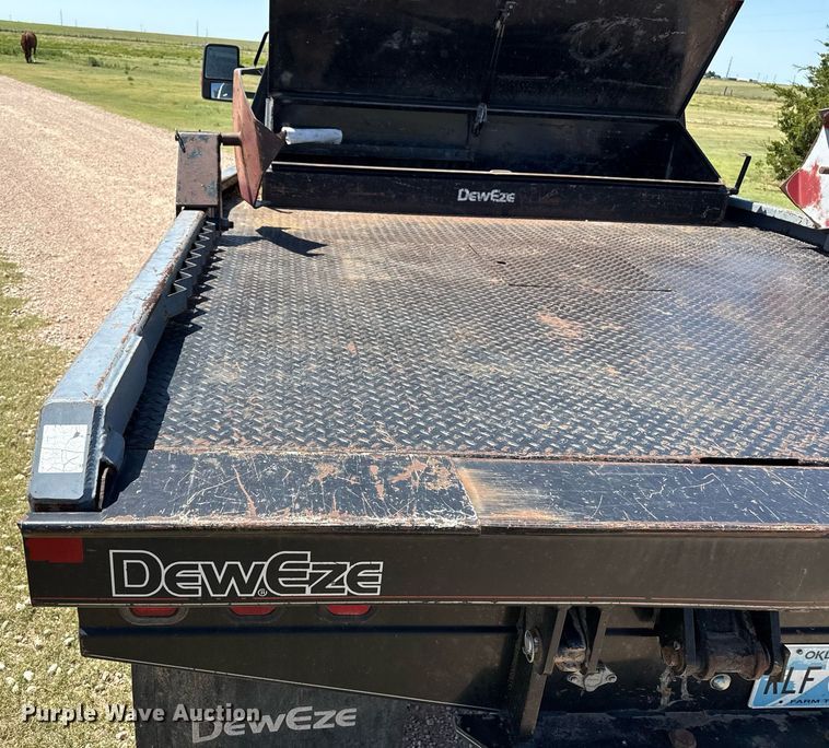 image for item DZ8720 2008 Ford F550 bale bed truck
