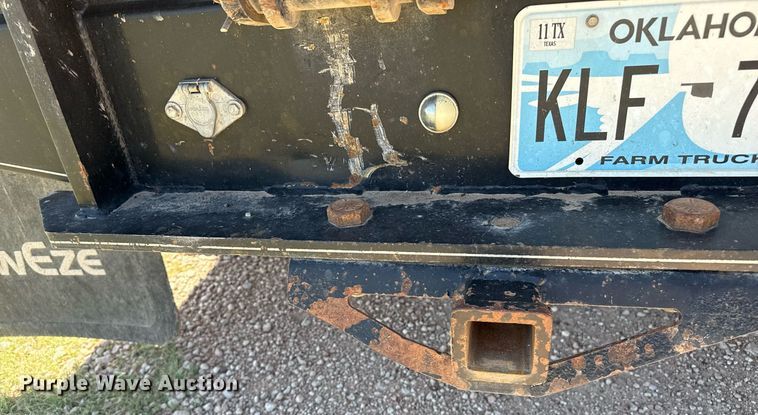 image for item DZ8720 2008 Ford F550 bale bed truck