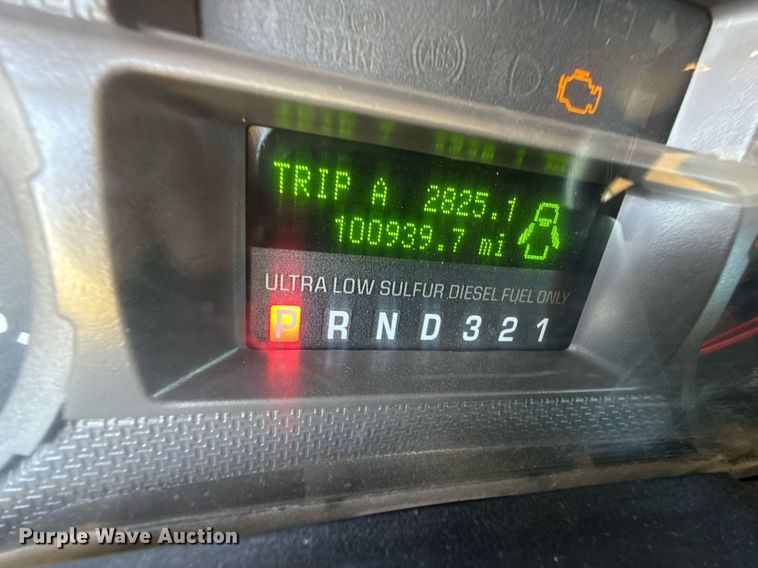 image for item DZ8720 2008 Ford F550 bale bed truck