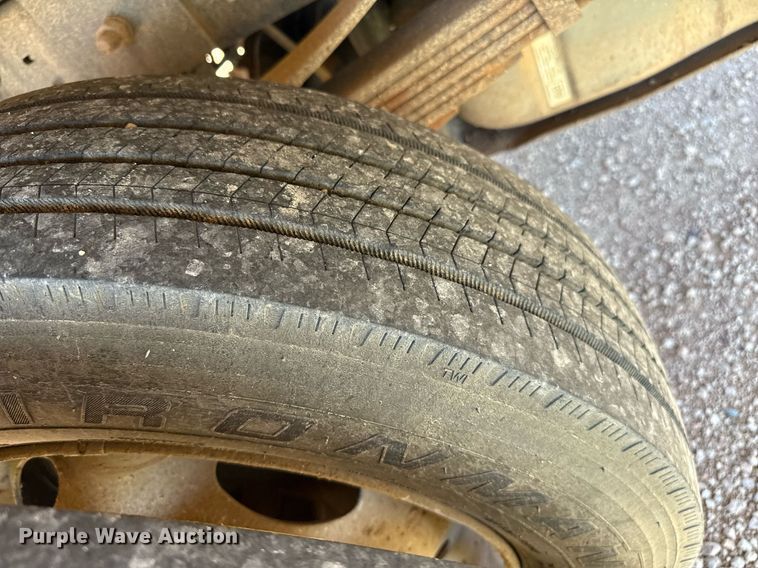 image for item DZ8720 2008 Ford F550 bale bed truck