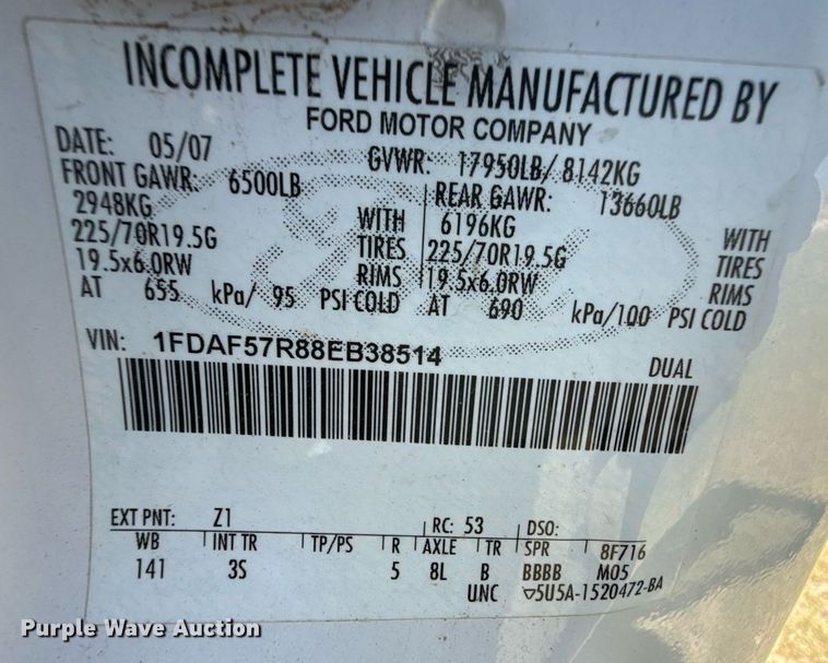 image for item DZ8720 2008 Ford F550 bale bed truck