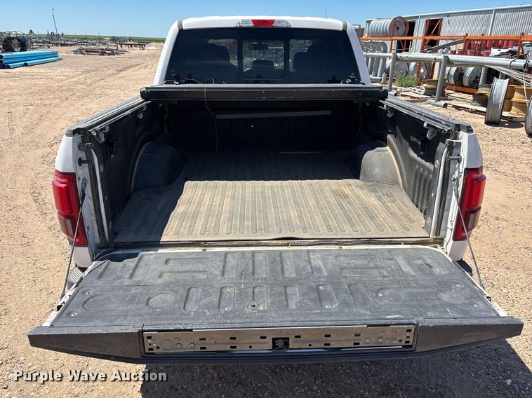 image for item DZ8728 2015 Ford F150 SuperCrew pickup truck