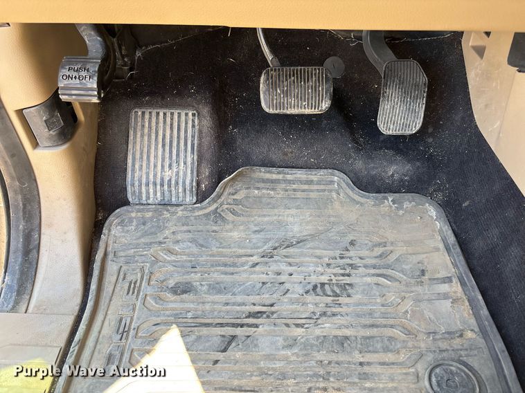 image for item DZ8728 2015 Ford F150 SuperCrew pickup truck