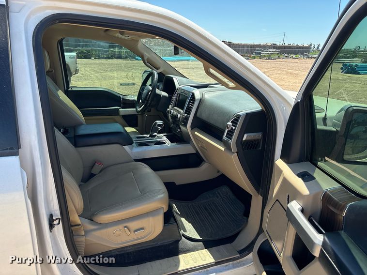 image for item DZ8728 2015 Ford F150 SuperCrew pickup truck