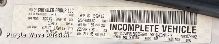 image for item DZ8729 2013 Dodge Ram 5500 flatbed truck