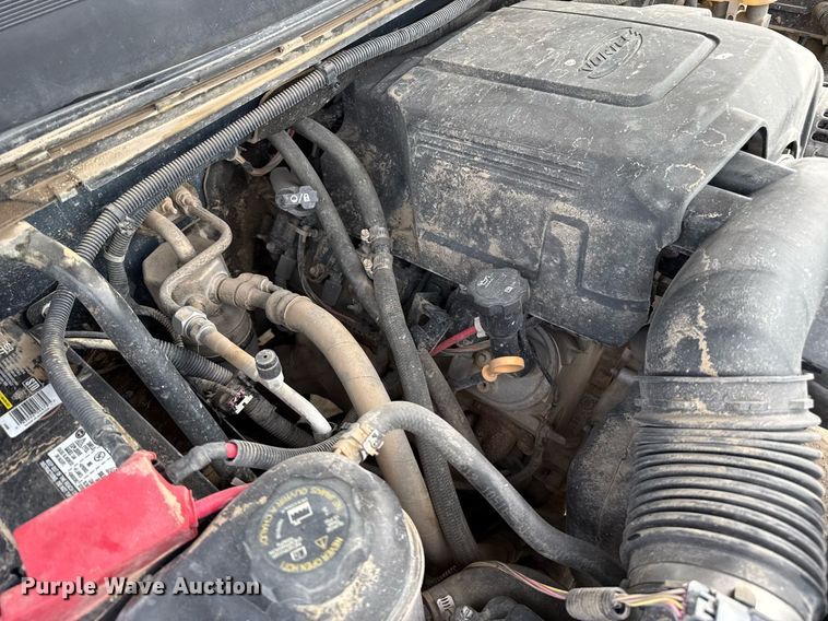 image for item DZ8745 2013 Chevrolet Silverado 1500 pickup truck