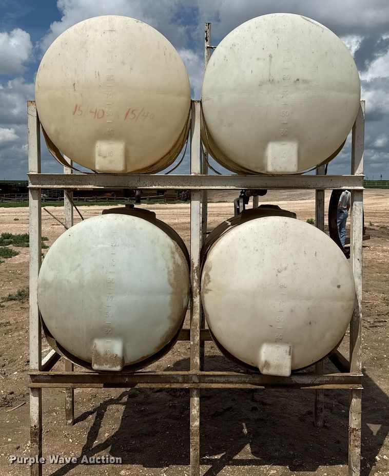 image for item DZ8751 (4) 150 gallon tanks