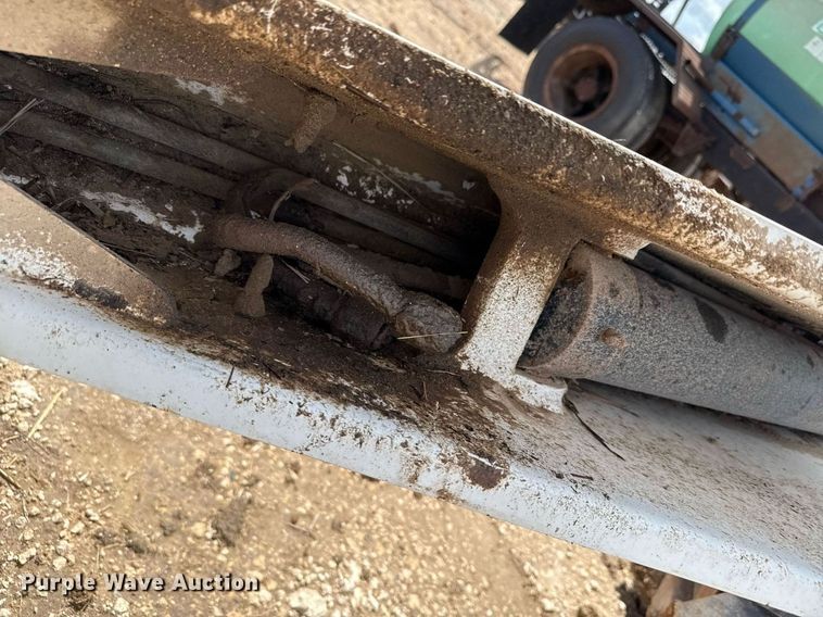 image for item DZ8752 Bobcat 811 skid steer backhoe