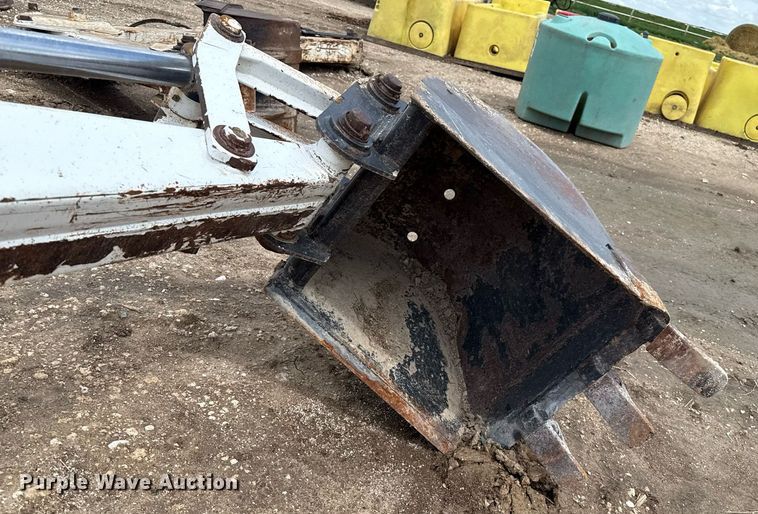 image for item DZ8752 Bobcat 811 skid steer backhoe