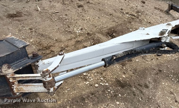 image for item DZ8752 Bobcat 811 skid steer backhoe