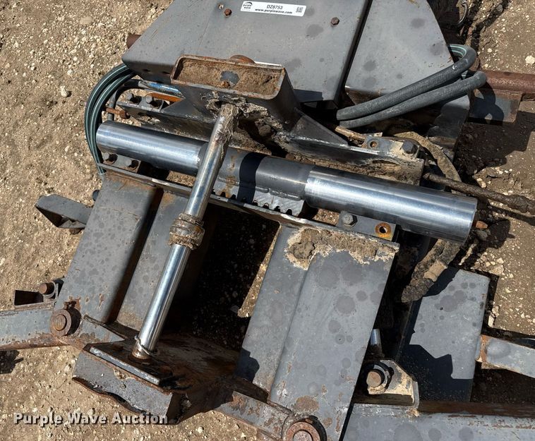 image for item DZ8753 Bobcat 911 skid steer backhoe