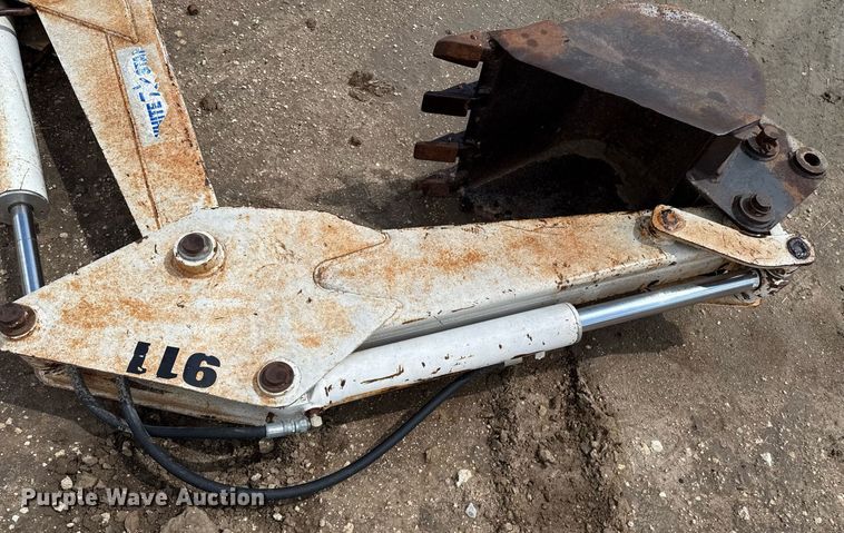 image for item DZ8753 Bobcat 911 skid steer backhoe