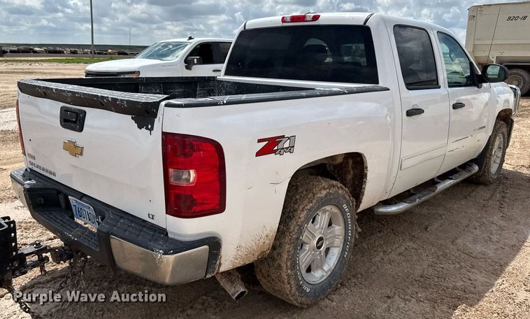 image for item DZ8757 2010 Chevrolet Silverado 1500 Crew Cab pickup truck