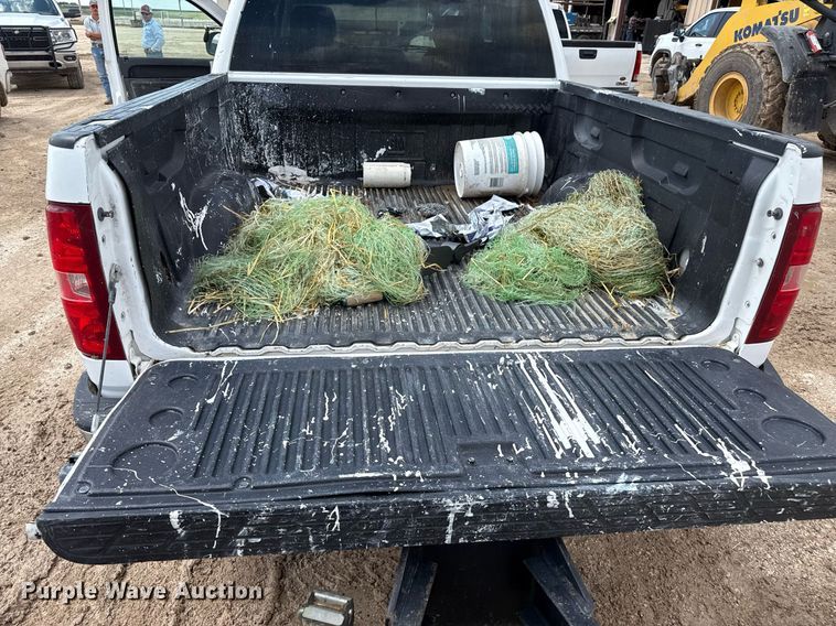 image for item DZ8757 2010 Chevrolet Silverado 1500 Crew Cab pickup truck