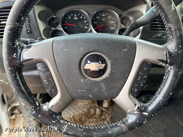 image for item DZ8757 2010 Chevrolet Silverado 1500 Crew Cab pickup truck