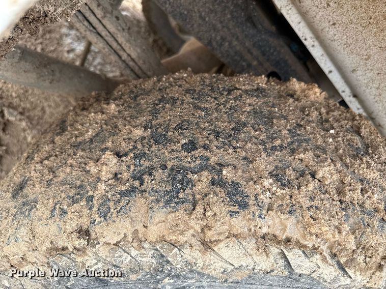 image for item DZ8757 2010 Chevrolet Silverado 1500 Crew Cab pickup truck