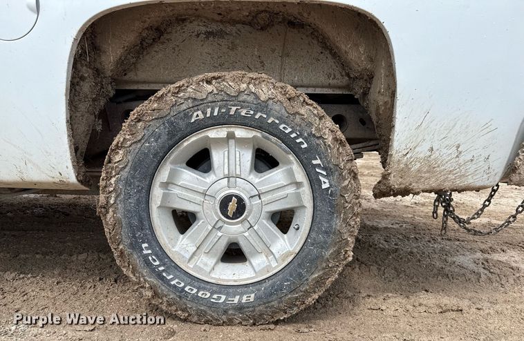 image for item DZ8757 2010 Chevrolet Silverado 1500 Crew Cab pickup truck