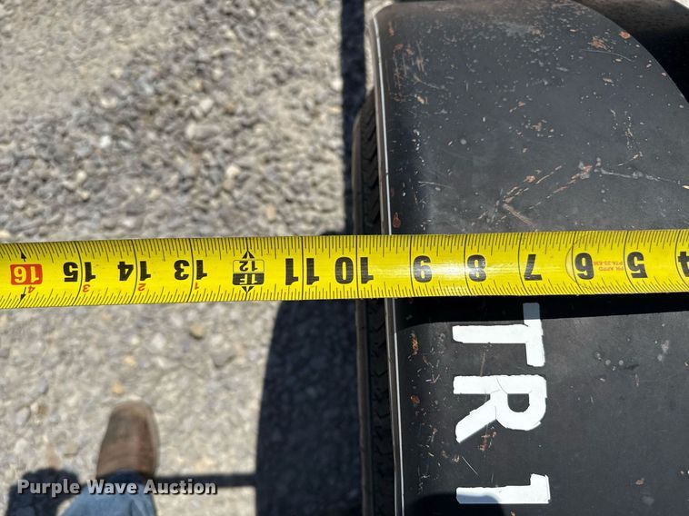 image for item DZ8765 2007 Tilt deck utility trailer